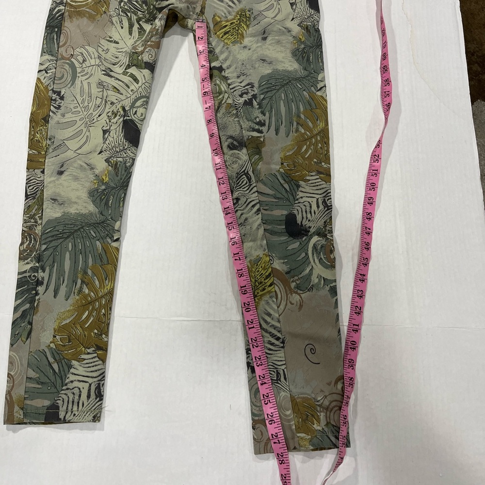 TROPICAL PRINT STRETCH PANTS WITH WAIST TIE - Picture 5 of 15